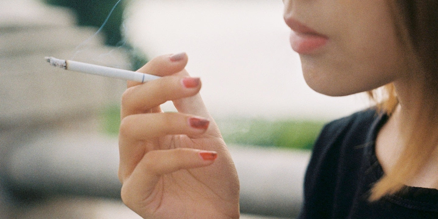 Smoking sharply increases young girls’ risk of an extreme form of heart attack