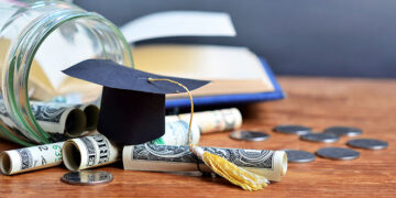 Gandhinagar engineering scholar baggage Cargill scholarship