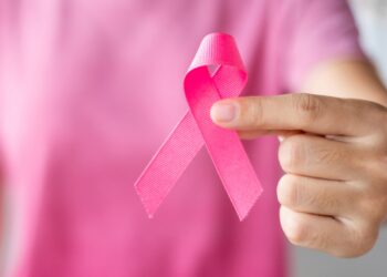 Mobile breast cancer screening bus to serve girls